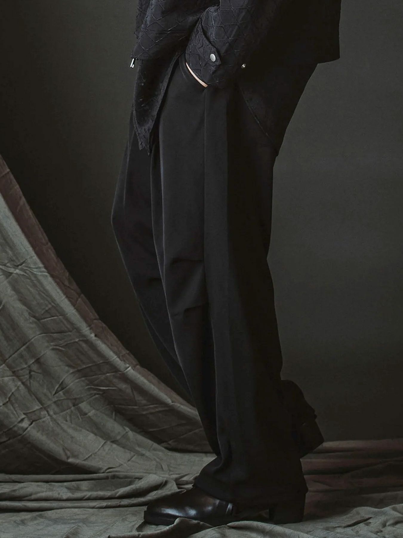 イージーバギーパラシュートトラウザーズ / ブラック【NO ID.】