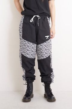 GEOMETRIC NYLON TRUCK PANTS トラックパンツ / BLACK 【BOY LONDON】