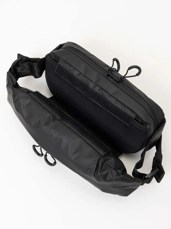 スポーティーBODY BAG BLACK 【SY32 by SWEET YEARS GOLF】
