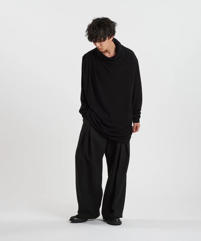 ボリュームネックギャザードレープPO BLACK【NO ID.】