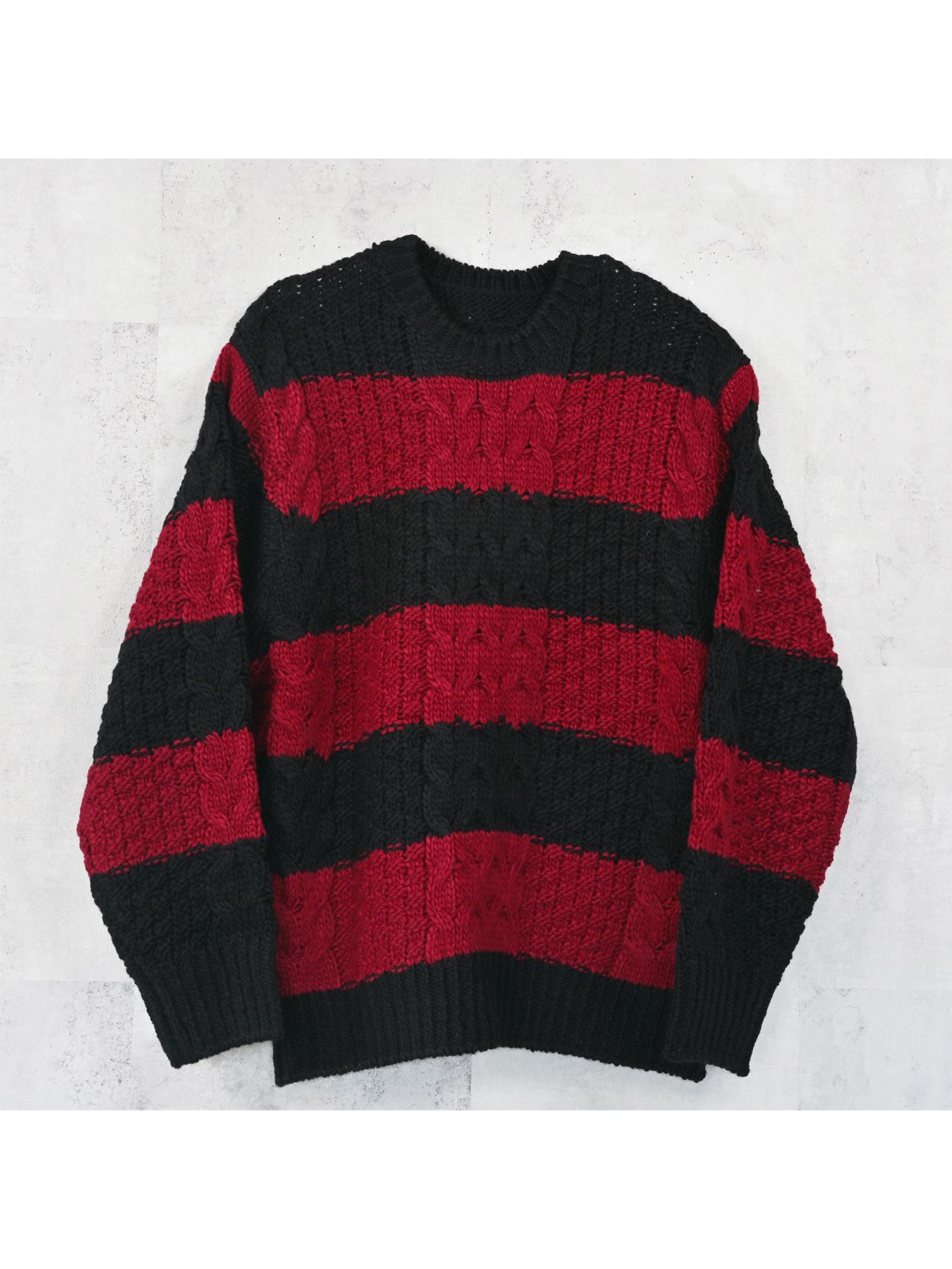 【予約品 9月6日(日) 締切】CABLE LAW SWEATER / ケーブル編みローゲージセーター / ブラック×レッド