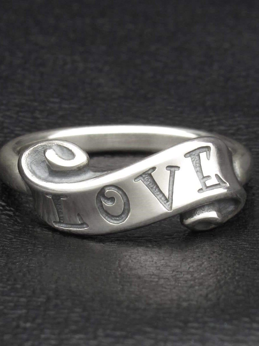 Sweet Little Ribbon Ring / LOVE / リング