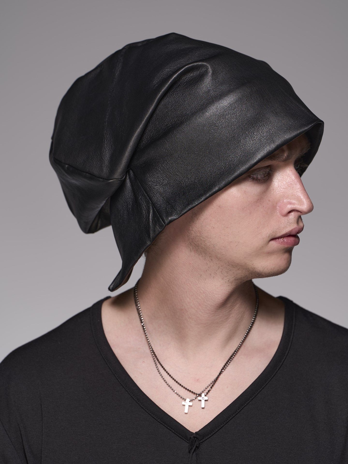 《予約品6/17締め》 StretchLeatherCap /鹿 レザーキャップ 調整ベルト付/ ブラック