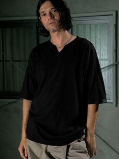 【予約品 11月9日(月) 締切】ALTNECKTEE / 変形ネックTシャツ / ブラック
