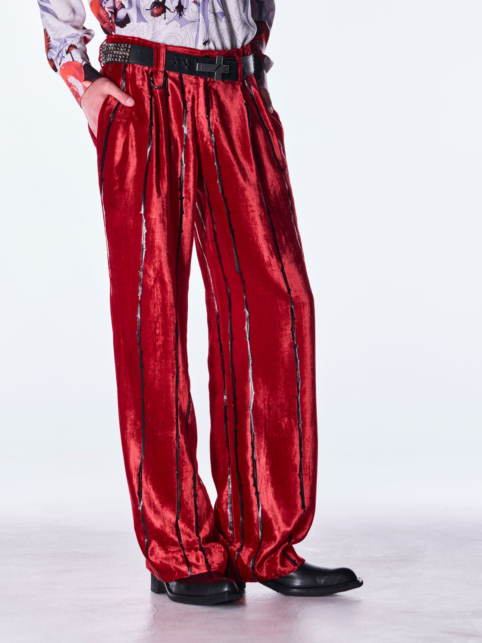 【予約品 6月29日(月) 締切】TOGE Velvet Wide Slacks / ベルベット ワイドスラックス / レッド