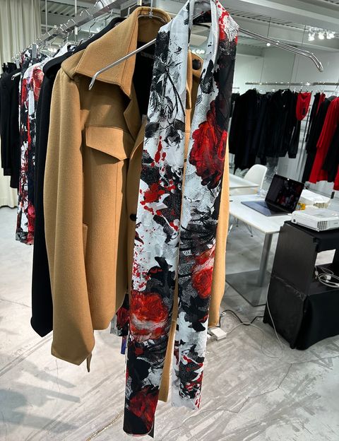 《予約品》 SplashFlora Stoal / フラワーストール単品 / ホワイト＆レッド