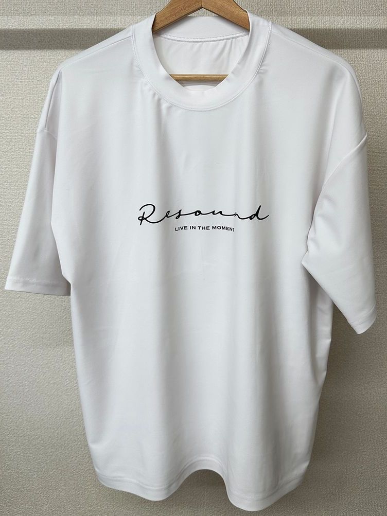 《予約品3月3日18：00締め》 handwriting RUSH OVER T / ラッシュガードTシャツ / ホワイト