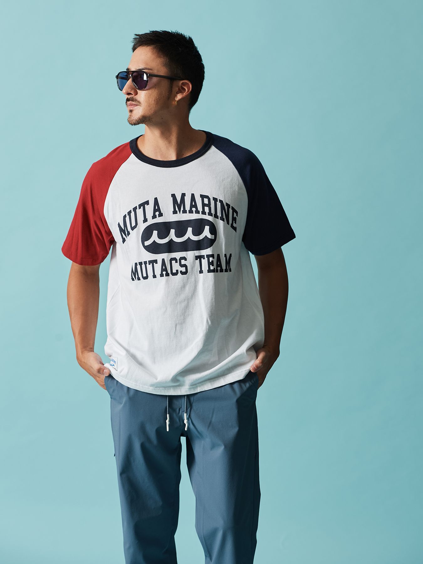 【予約品 10月9日(木) 締切】muta College Logo Raglan Sleeves Tee / ラグランTシャツ / ホワイト×レッド【Acanthus × muta MARINE】