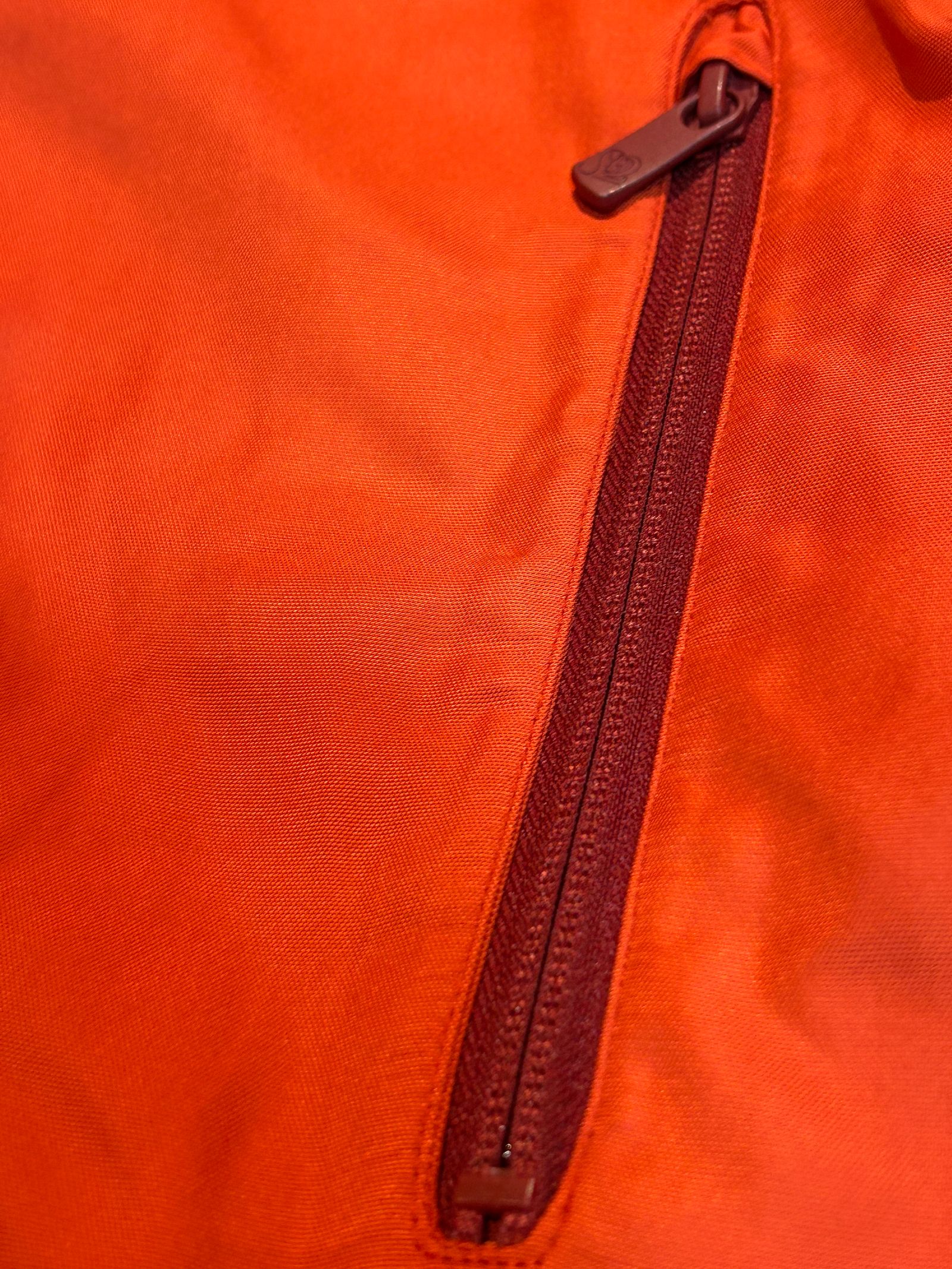 MULTI LOGO WINDBRAKER RED 【SY32 by SWEET YEARS 】