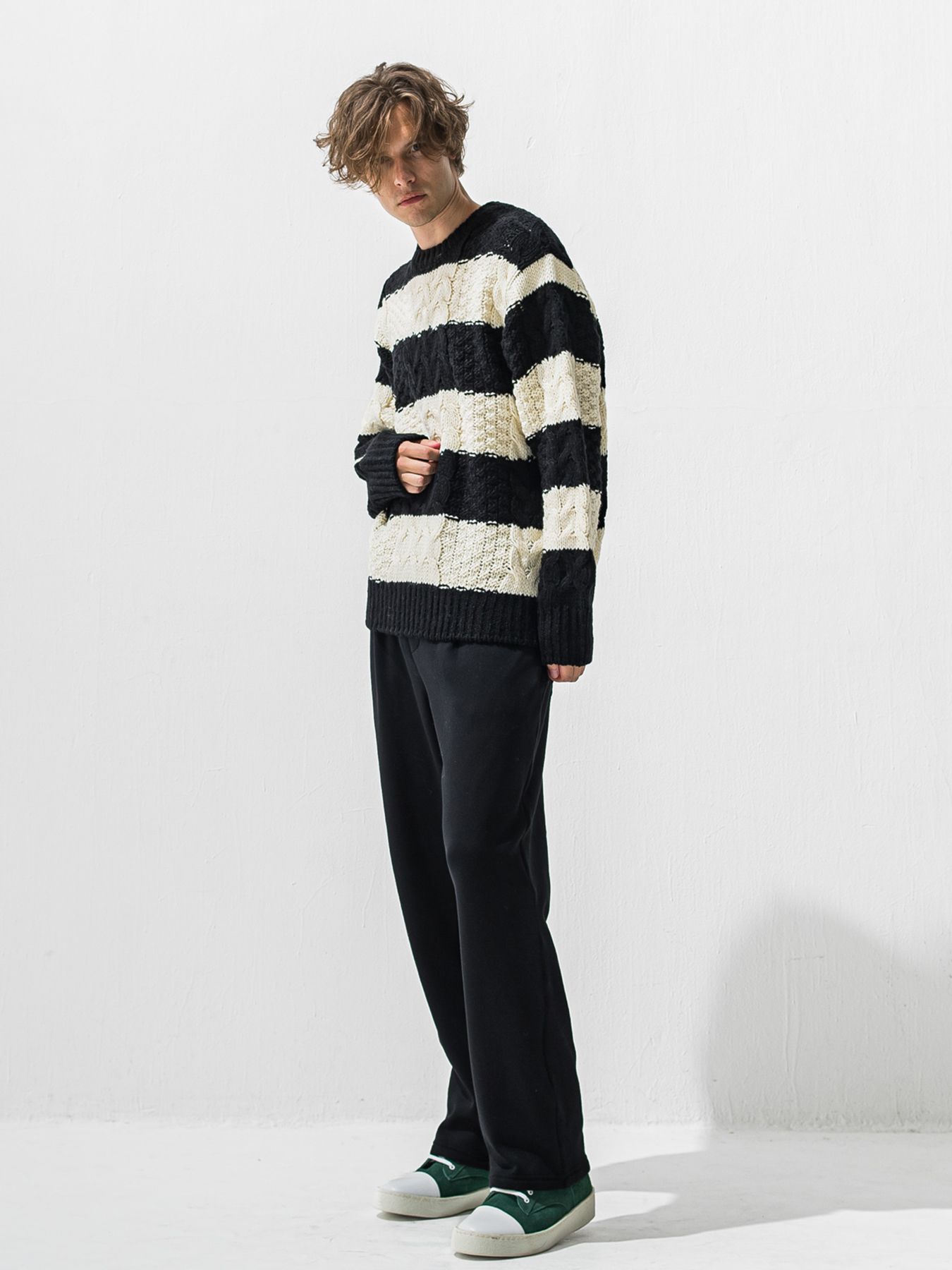 【予約品 9月6日(日) 締切】CABLE LAW SWEATER / ケーブル編みローゲージセーター / ブラック×ホワイト