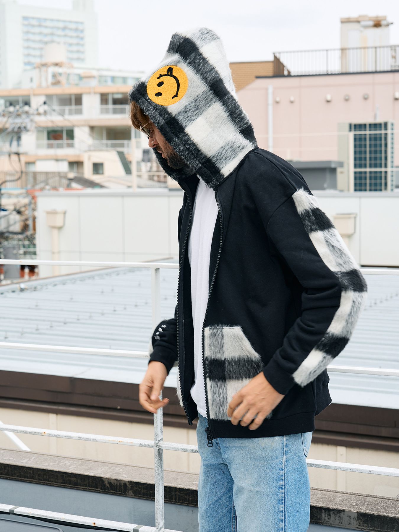 【予約品 5月8日(木) AM10時 締切】 ヘビーウエイト裏毛パイル-シャギーチェックサガラパッチワーク ビックジップワイドパーカー / ブラック
