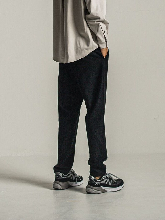 《予約9月1日18時締め》 PAT WIDE EASY PANTS  / カシミアウールパンツ / ブラック