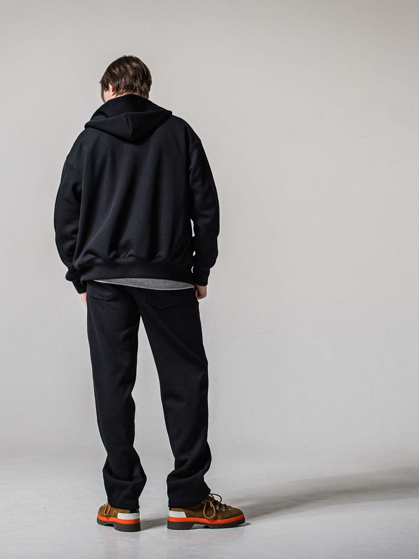 【予約品 11月16日(日) 締切】AZE  WIDE TUCK PANTS / 畔編みニット セミワイドシルエット ワンタック イージーパンツ / ブラック