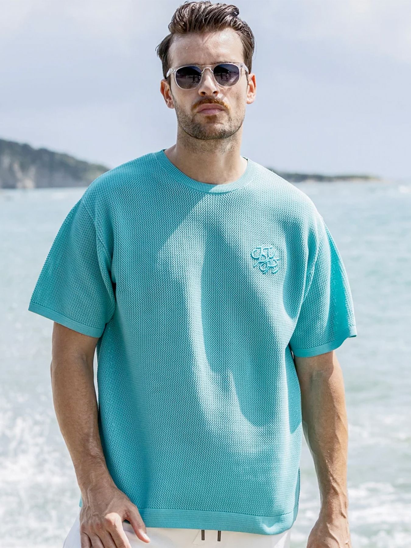1PIU1UGUALE3 RELAX - ロゴアイコン半袖ニットTシャツ