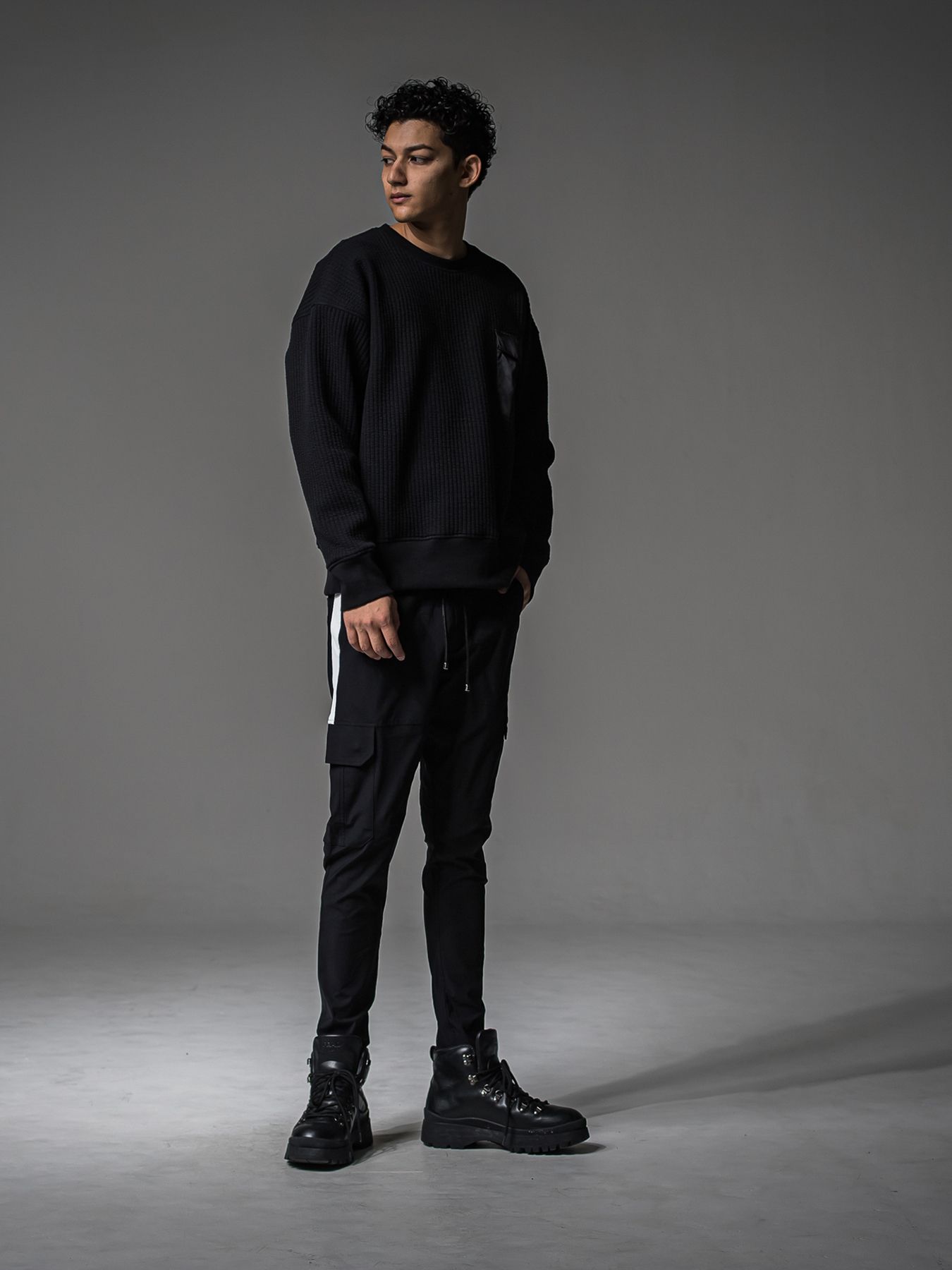 【予約品 】STRIPE QUILTING DROP TRAINER / ストライプキルティング ルーズトレーナー / ブラック