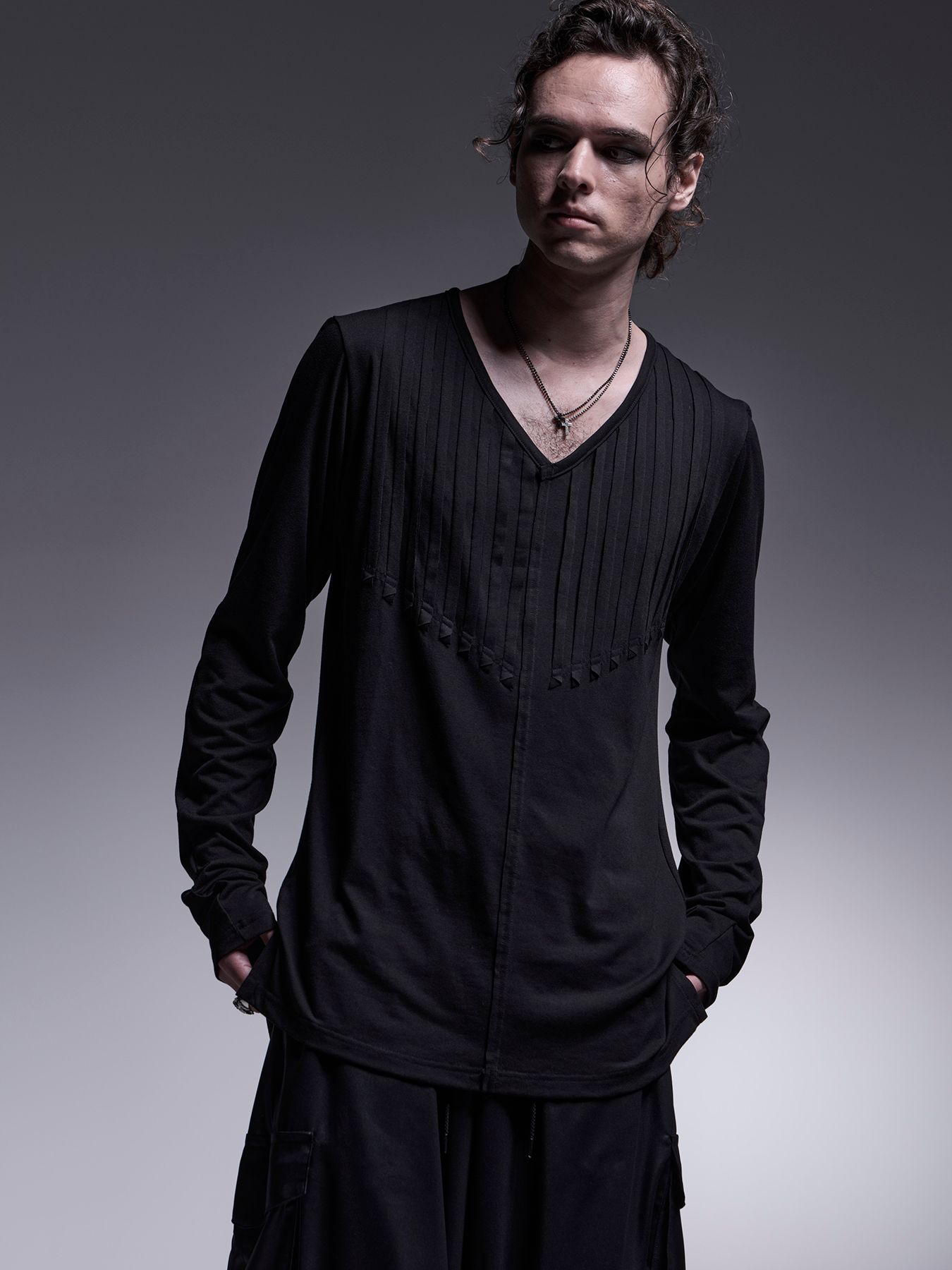 【予約品 7月13日(日) 締切】Cut Tuck T-Shirt / カットタックTシャツ / ブラック