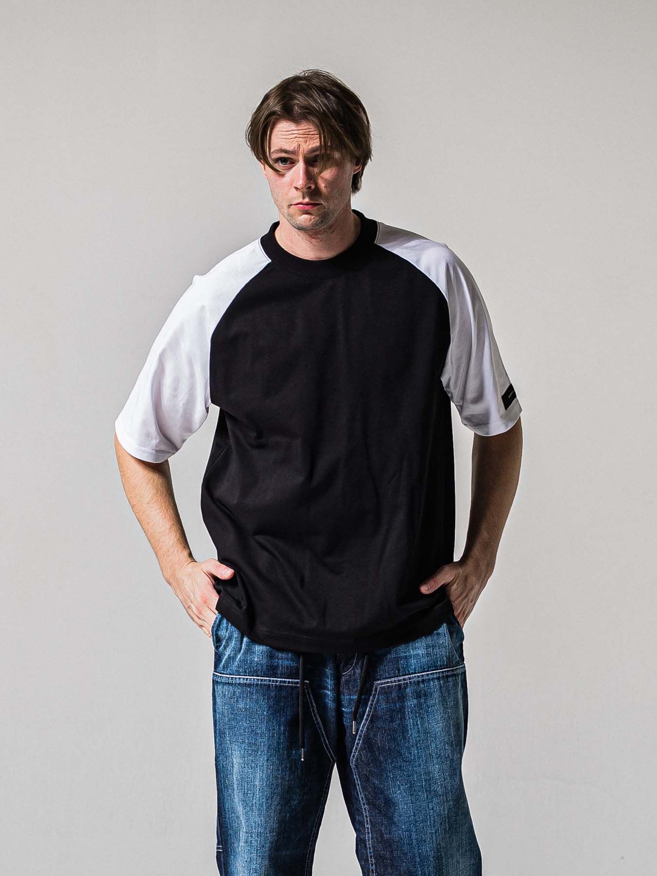 【予約品 11月16日(日) 締切】BACK RC RAGLAN OVER TEE / バックロゴ ラグランスリーブ オーバーTシャツ / ブラック×ホワイト