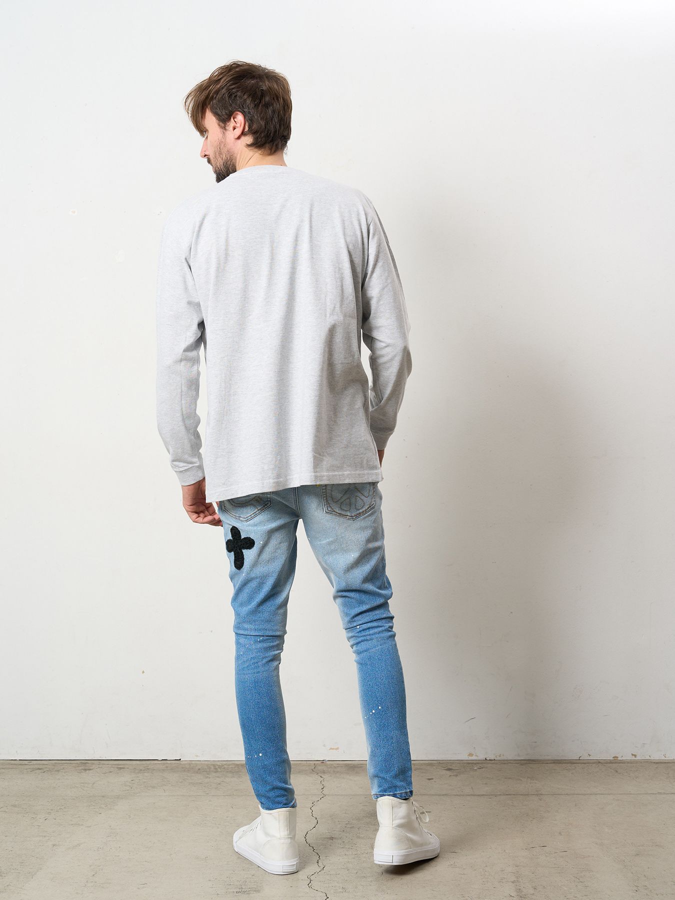 【予約品 5月8日(木) AM10時 締切】 5.6ozコットン天竺 I HATE YOU シークインLS Tシャツ / アッシュ