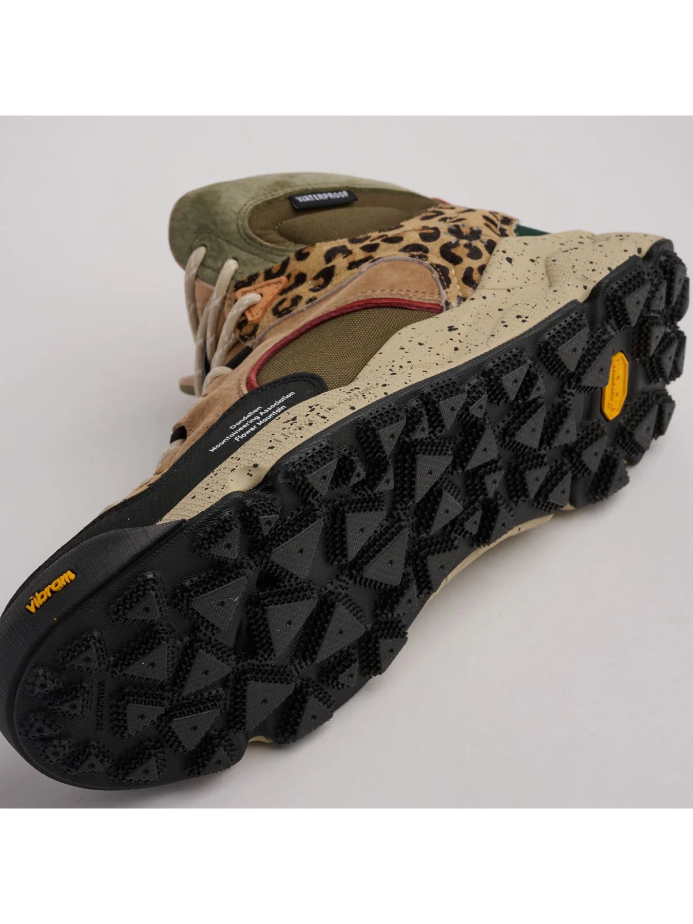 【プレミアムセレクト】BACK COUNTRY HI / ハイカットスニーカー / Camel-Khaki-Leopars / FM66H-1-025