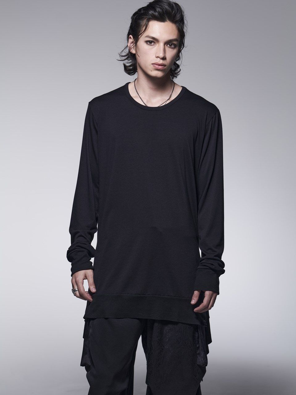 FlareCrewNeckT-Shirt / クルーネックTシャツ / ブラック 【kiryuyrik】