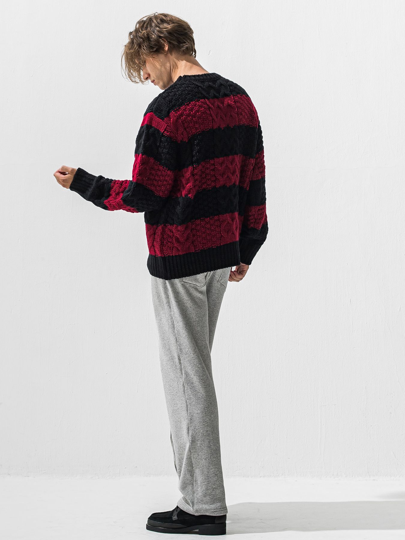 【予約品 9月6日(日) 締切】CABLE LAW SWEATER / ケーブル編みローゲージセーター / ブラック×レッド
