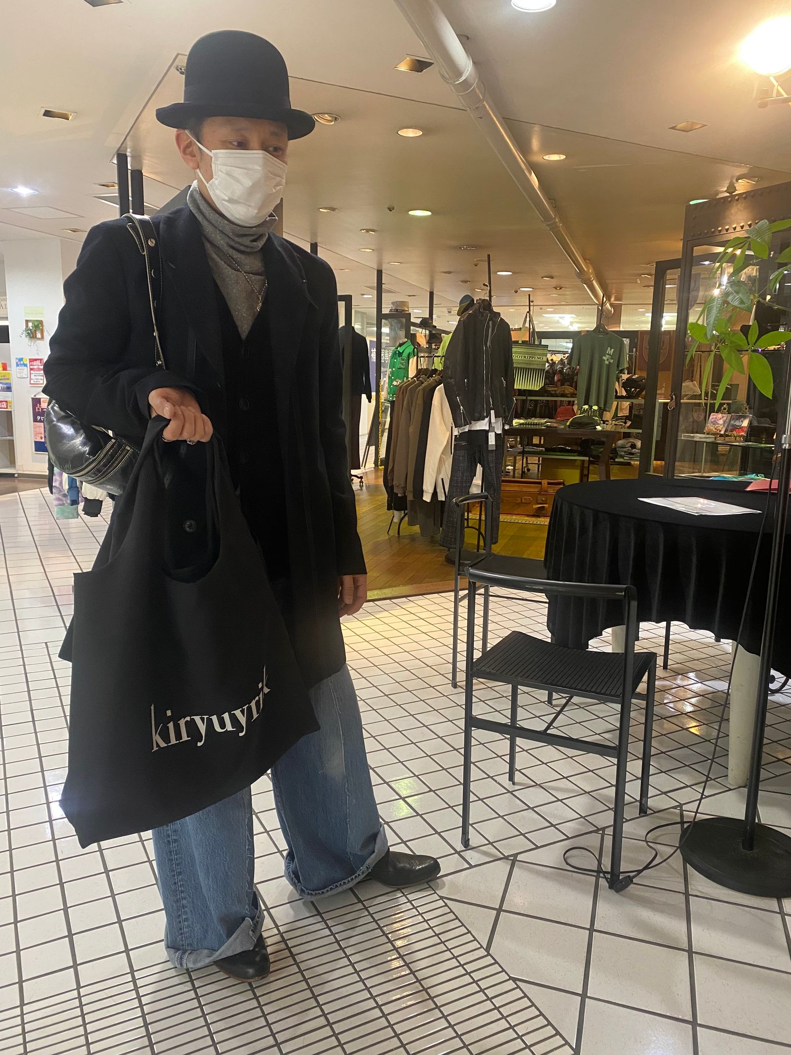 『予約品』限定45周年記念コラボファスナー開きPRESS BAG/プレスバック 白プリント【kiryuyrik×BRYAN】 6月上がり予定