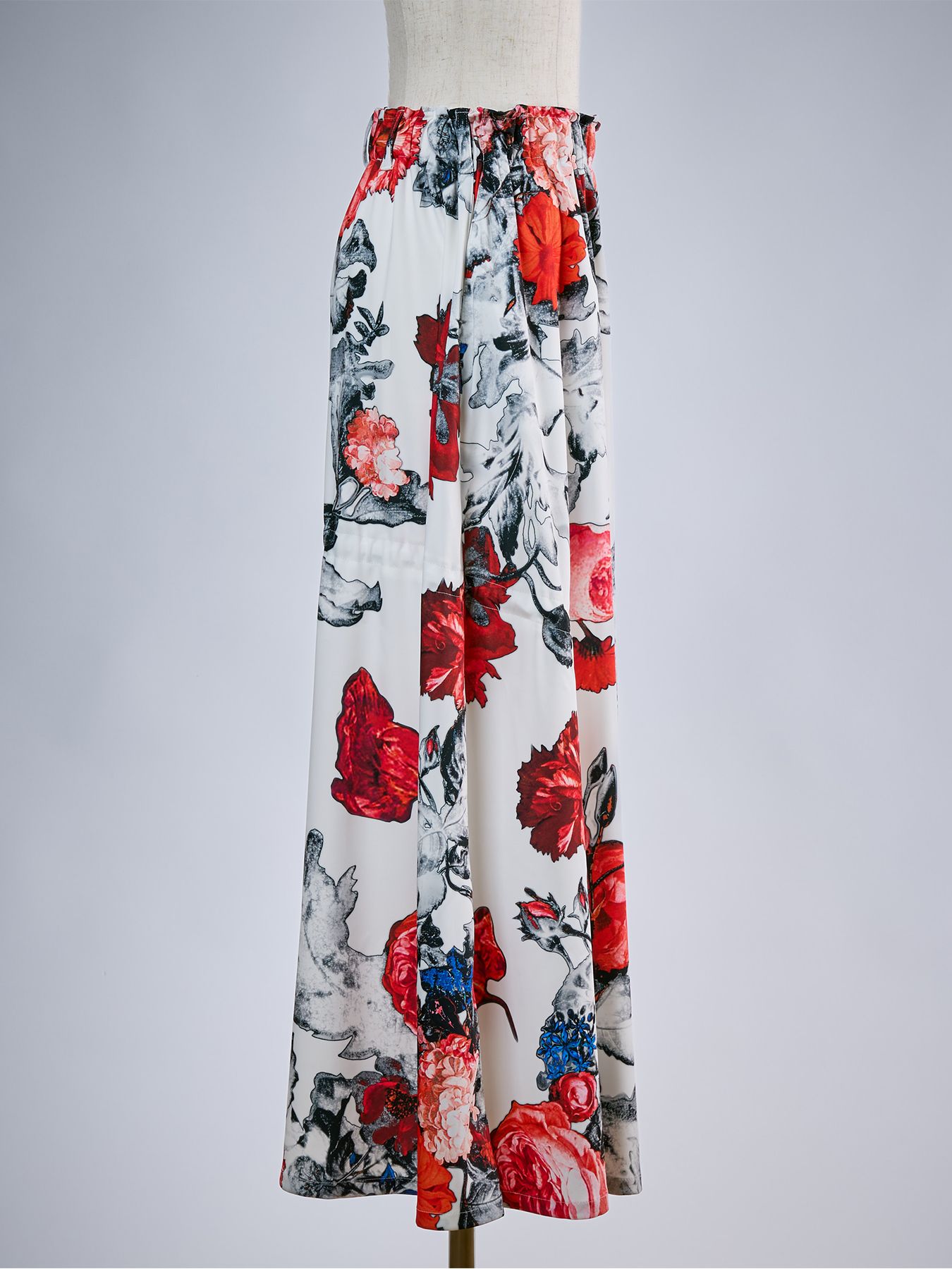 【予約品 10月26日(月) 締切】THEONENESS-FLORA Shirring Skirt / シャーリングスカート / ホワイト