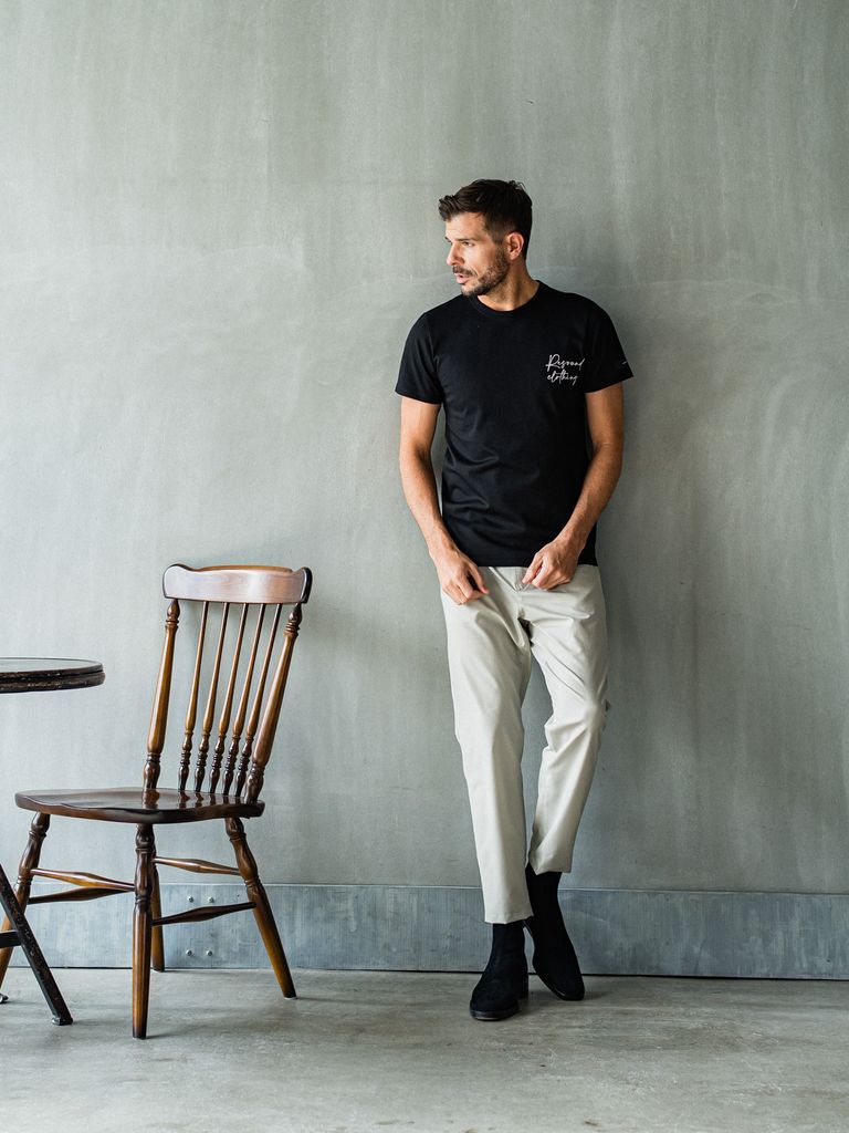 《予約品3月3日18：00締め》 ICON BASIC TEE / バックロゴTシャツ / ブラック・ホワイト