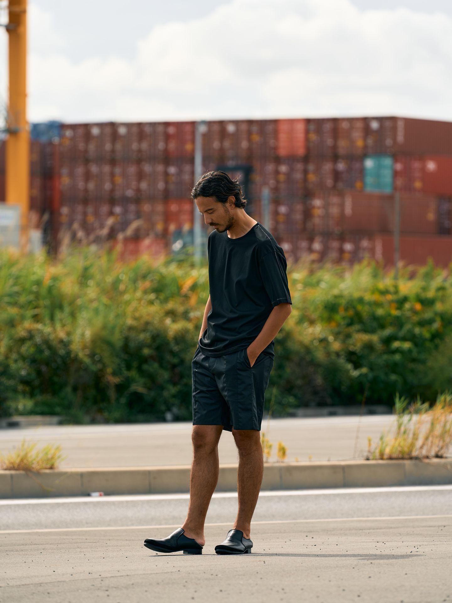 【予約品9月19日 10時締め】 soft leather slip-on / レザースリッポン / ブラック