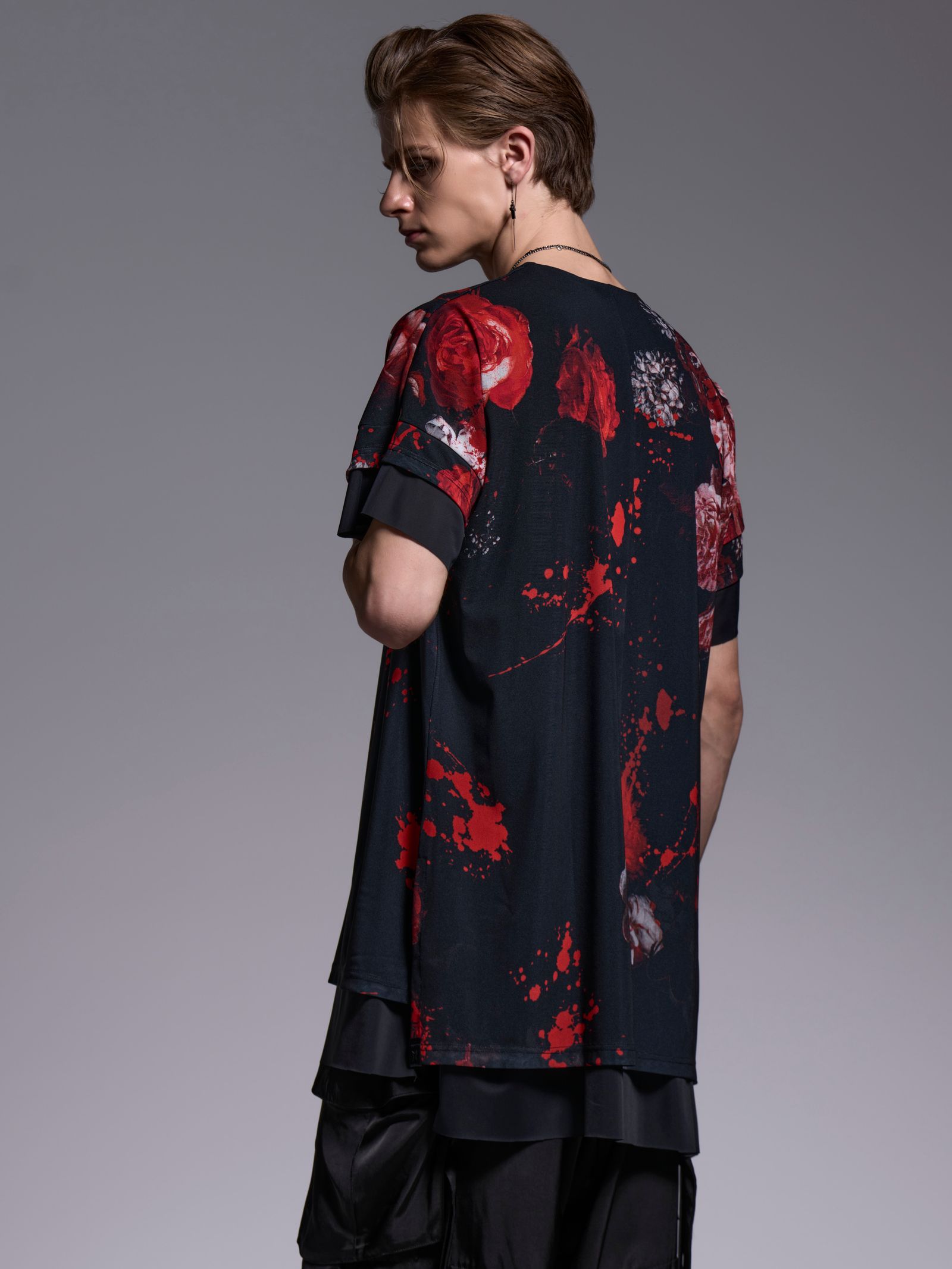 【予約品 1月4日(日) 締切】Crew Neck Layered-T / クルーネック レイヤードTシャツ / ブラックフローラ