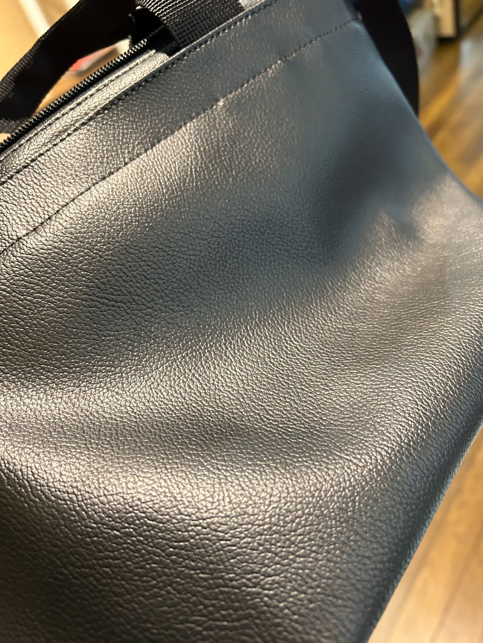 Tiphanie Shoulder バック ブラック×レッド メゾンオノレ パリMAISON HONORE PARIS