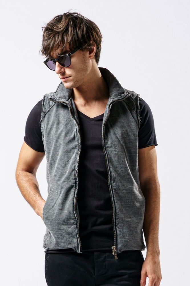 wjk - 《予約品》 cut-off stand collar vest / グレー 【wjk】 2023年2月下旬以降入荷予定 | BRYAN