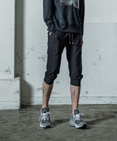 《予約11月17日19時締め》 cargo cropped PTクロップドカーゴパンツ / ブラック