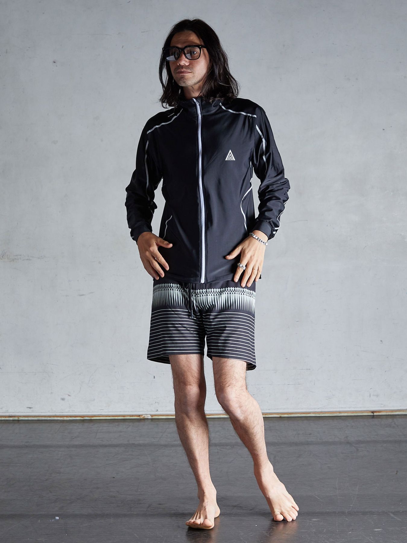 【予約品 11月23日(日) 締切】ARROWHEAD RASHGUARD / ラッシュガード / BLACK×WHITE