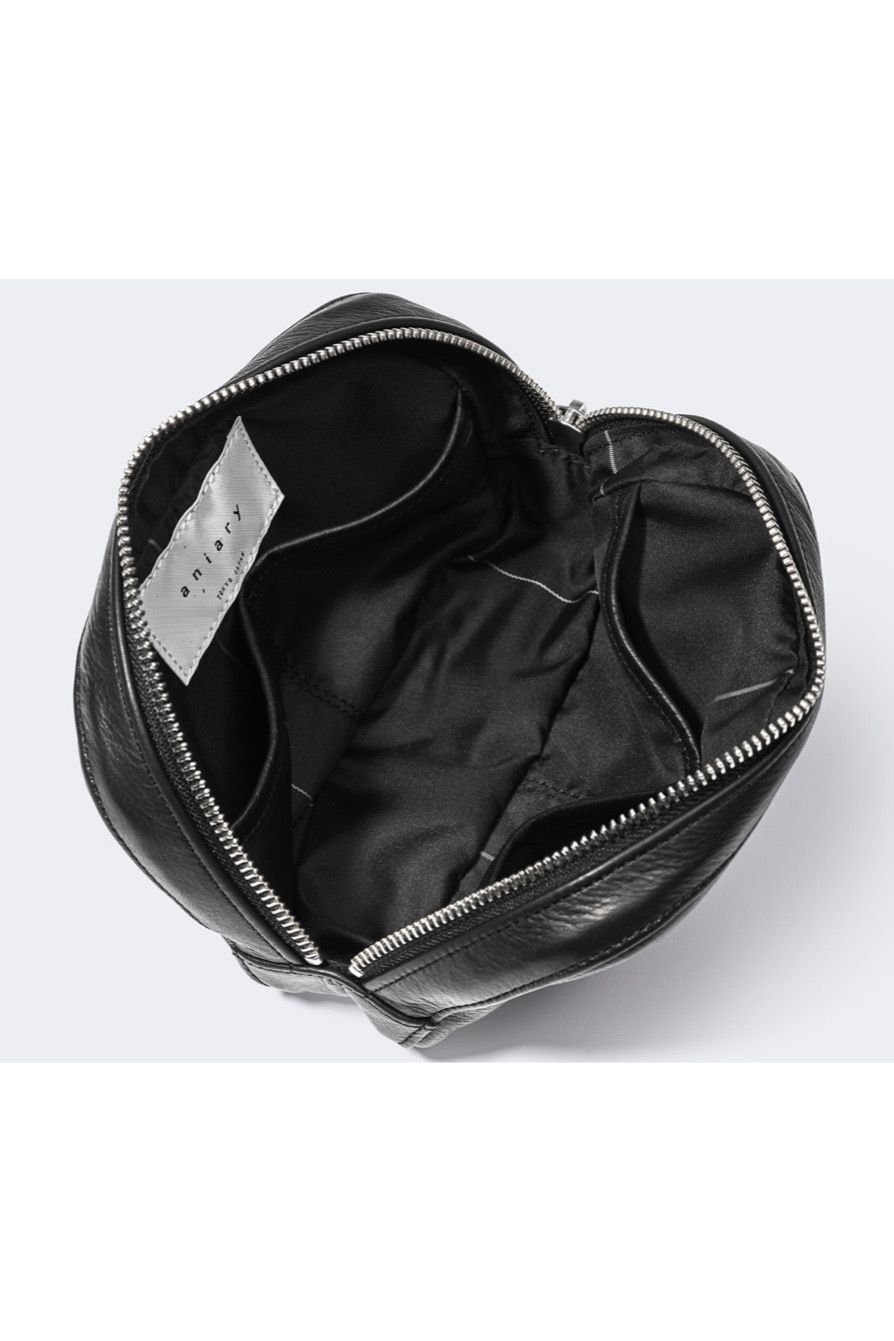 Mサイズ マルチケース Reality Leather / Black 【aniary】