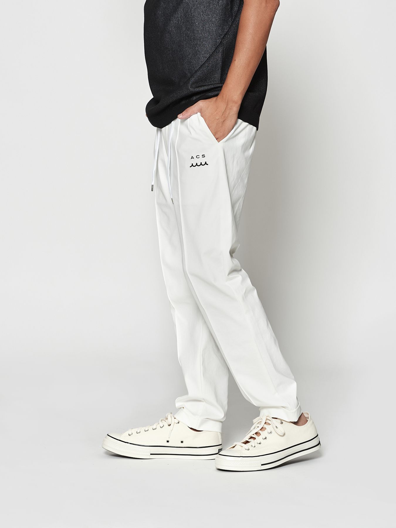 【予約品 10月9日(木) 締切】muta Easy Tight Slacks / イージータイトスラックスパンツ / ホワイト【Acanthus × muta MARINE】