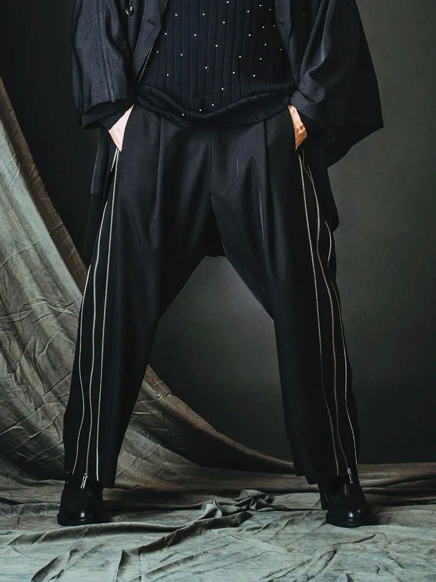 サイドZIPイージーワイドトラウザーズ/ ブラック【NOID.】