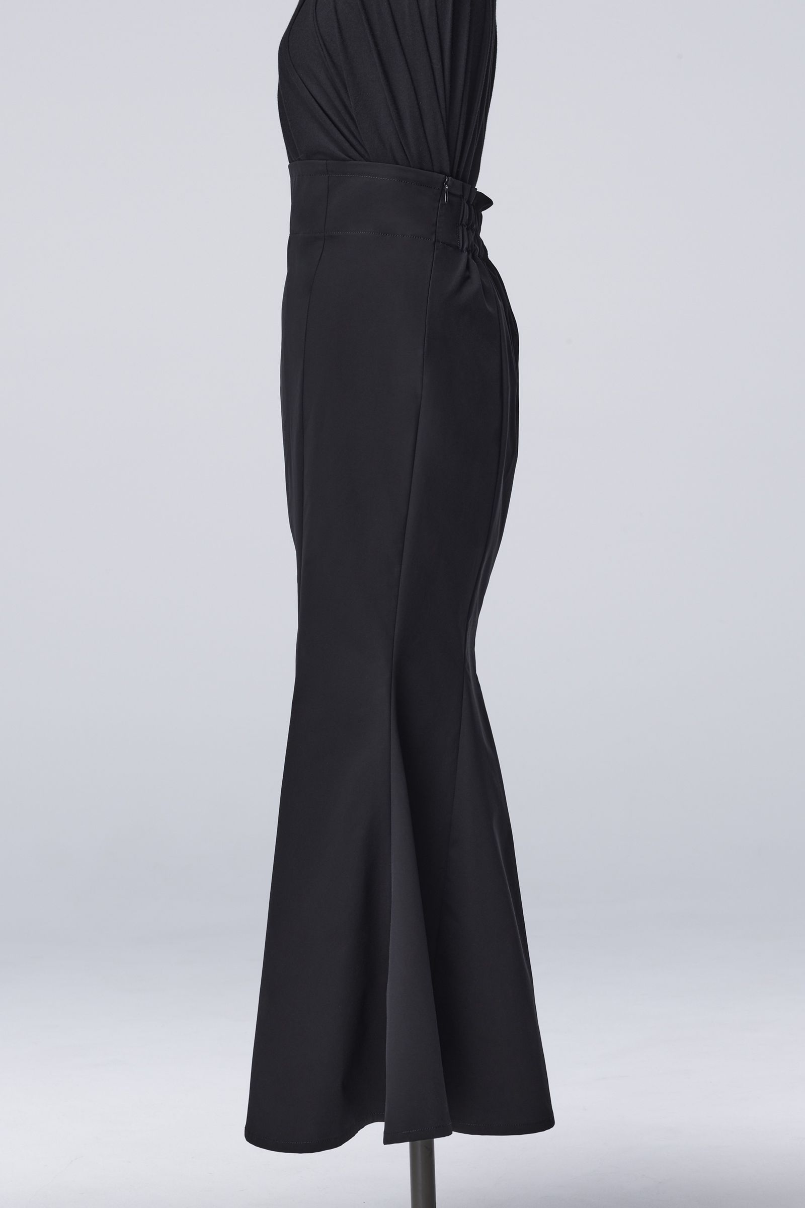 Recycled PEs Mermaid Skirt / ブラック 【THE ONENESS】 12月入荷予定