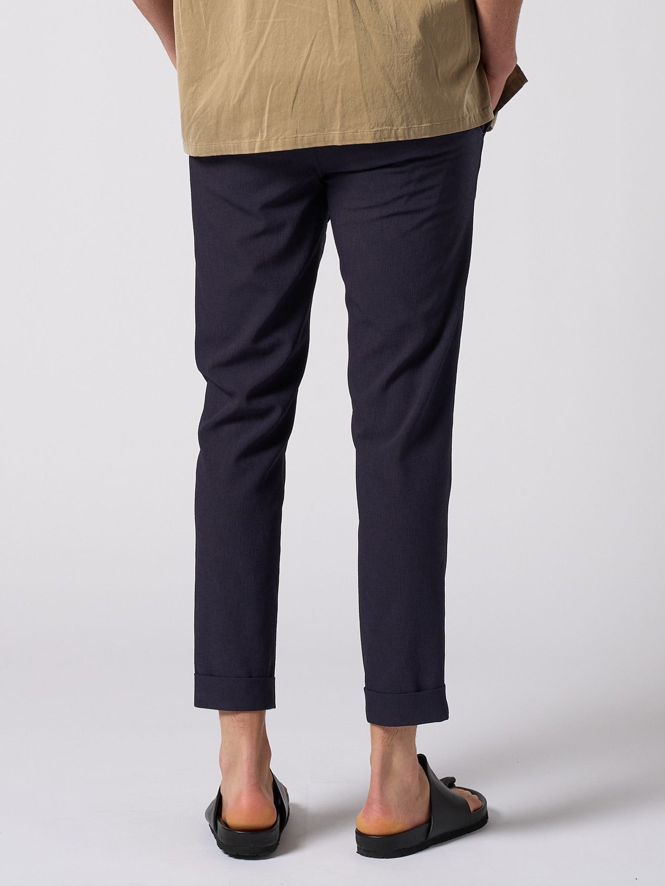 【予約品 1月25日(日) 締切】tuck slim slacks / タックスリムスラックス / ネイビー