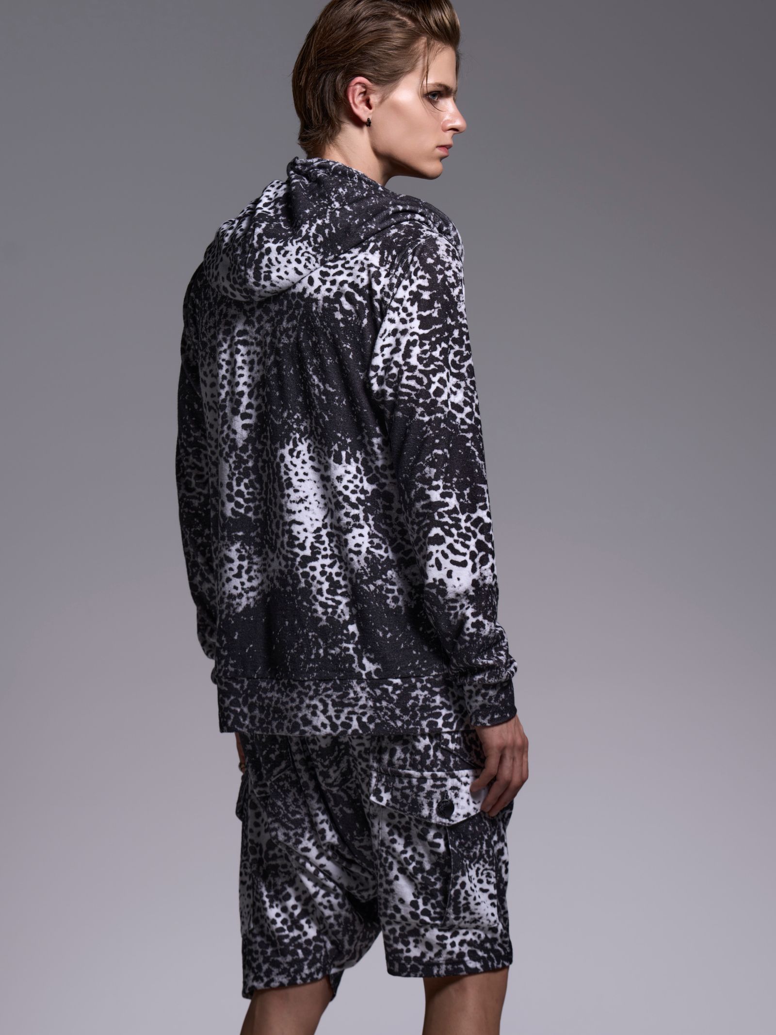 【予約品 1月4日(日) 締切】Hoodie / フーディー / ブラック&グレー