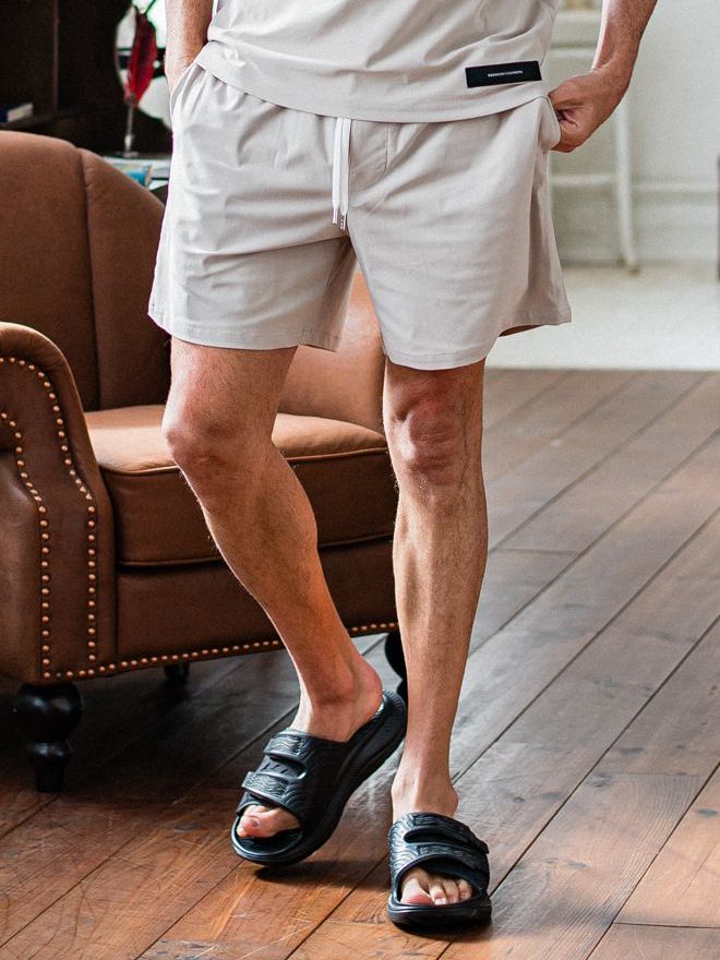 《予約品3月3日18：00締め》 TV NYLON SHORTS / ショーツ / グレージュ
