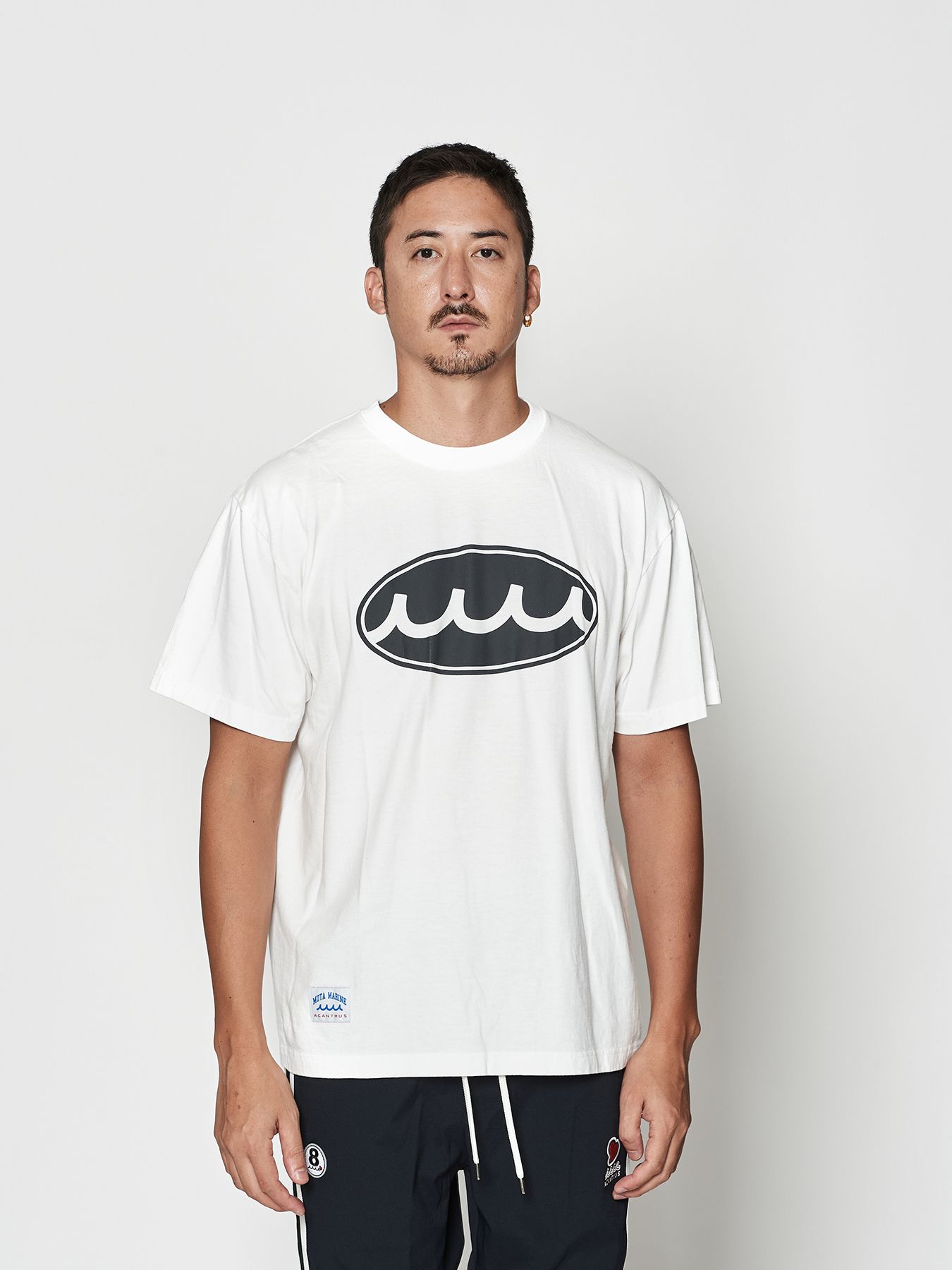 【予約品 10月9日(木) 締切】muta Aging Circle Logo Tee / Tシャツ / ホワイト【Acanthus × muta MARINE】