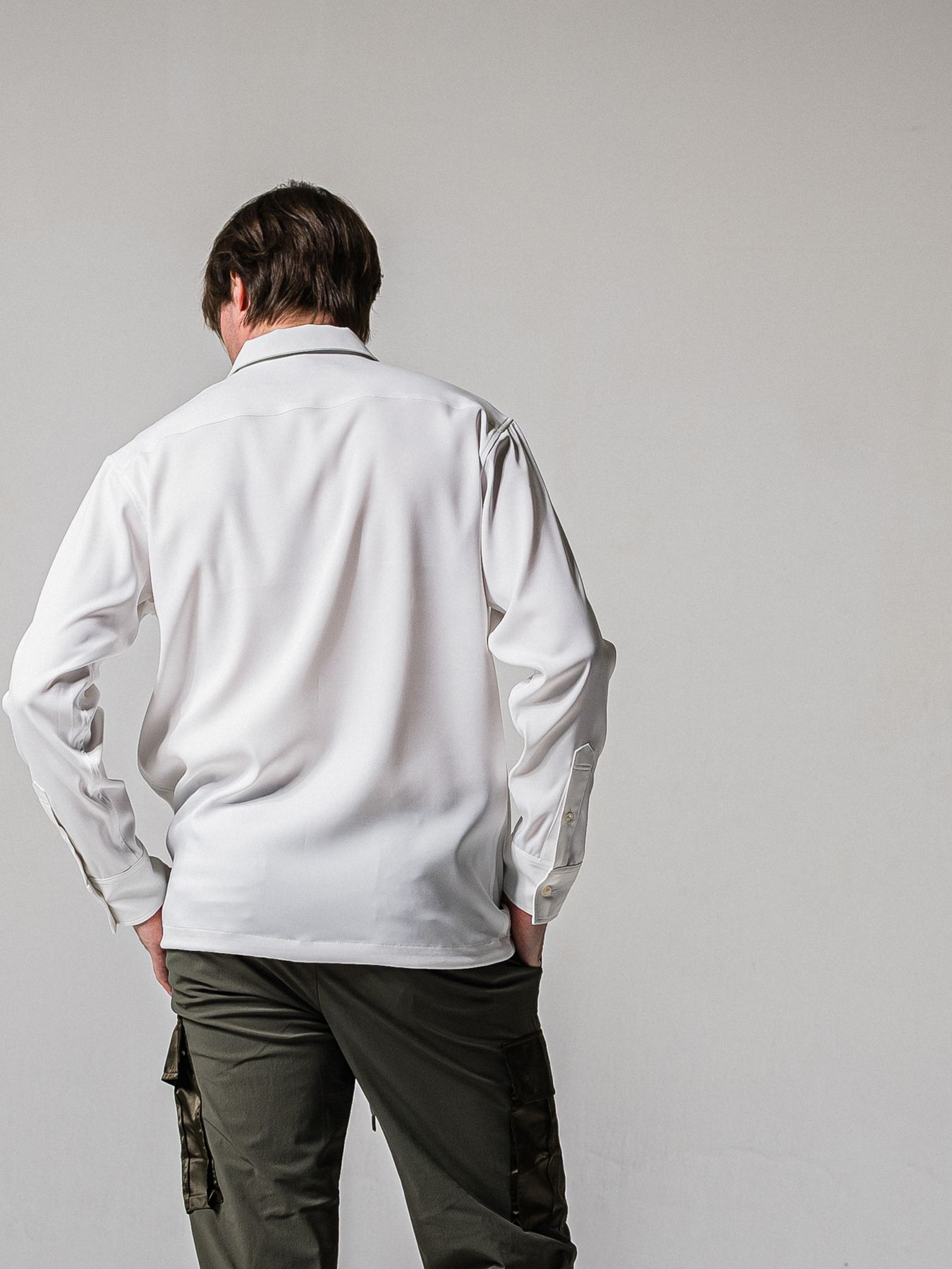 【予約品 11月16日(日) 締切】PULL OVER SATIN SHIRT / ジッププルオーバー サテンシャツ / ホワイト