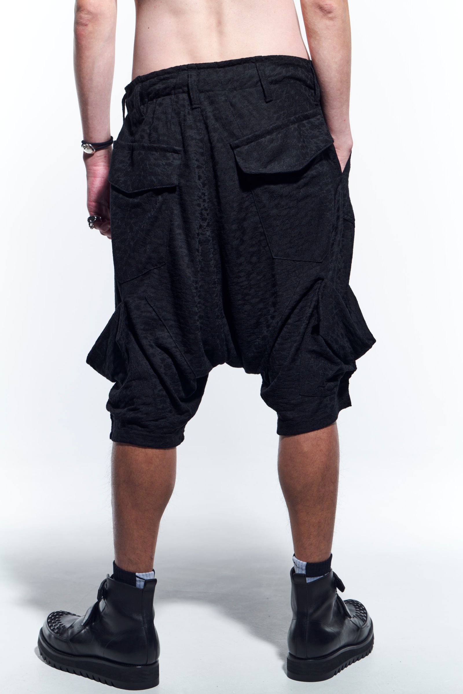 《予約品》 OutPocketSaruelShortPants サルエルパンツ LeopardJQD / Black 【kiryuyrik】 4月入荷予定