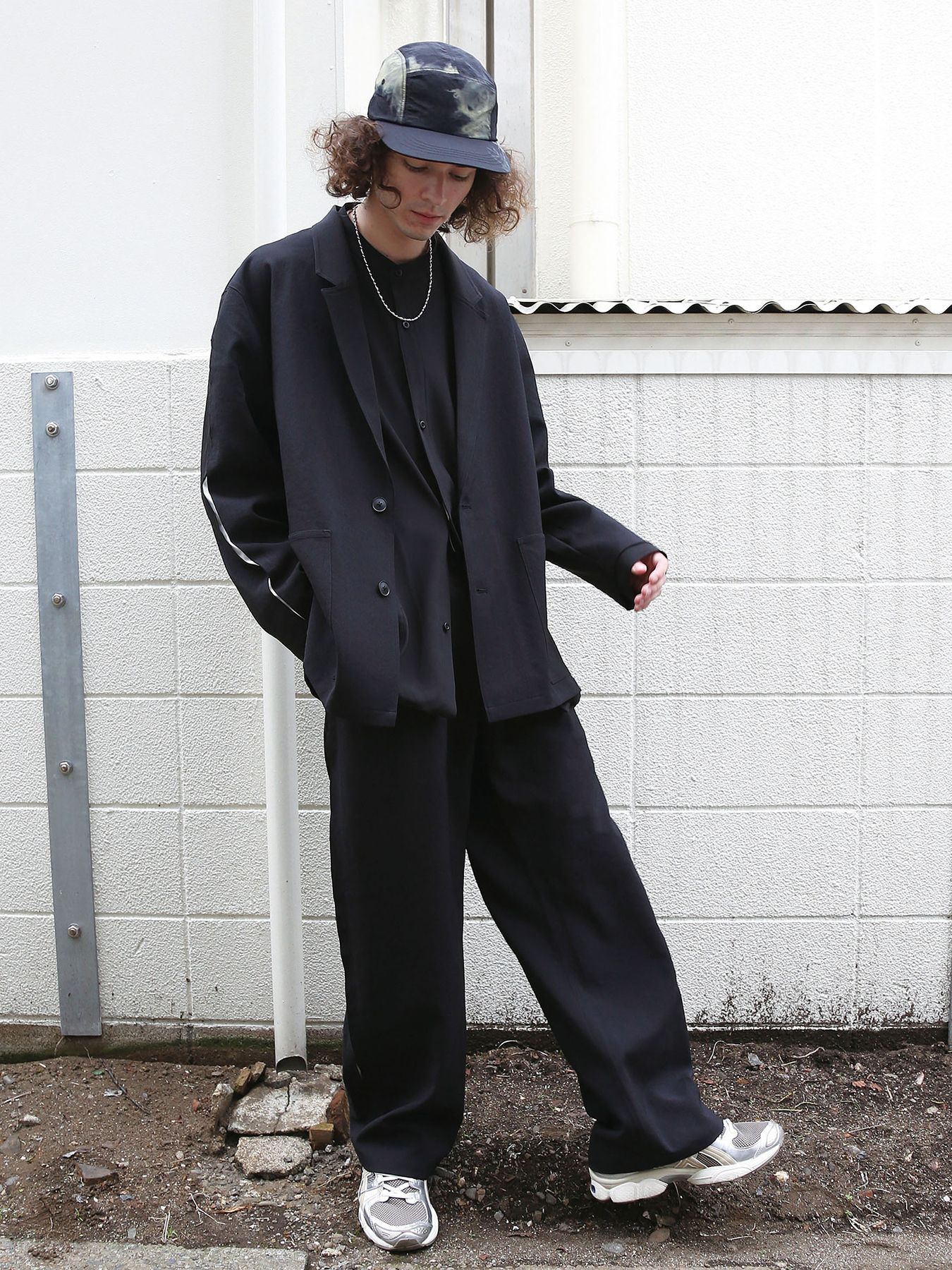 UNTRAD JACKET / ブラック×ホワイト【QUOLT】