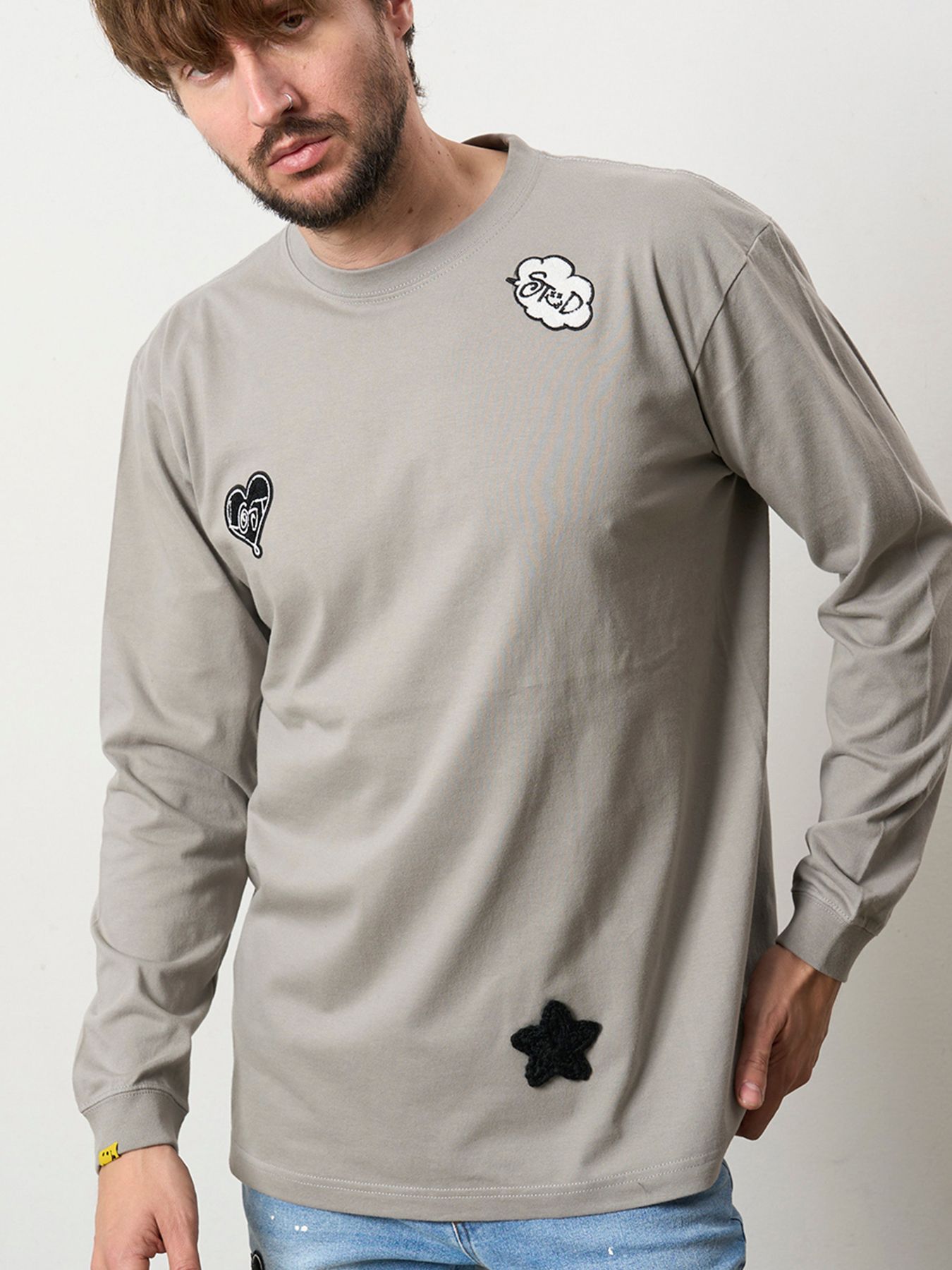 【予約品 5月8日(木) AM10時 締切】 5.6ozコットン天竺 CREATE YOUR OWN LUCK&マルチパッチワーク LS Tシャツ / チャコールグレー