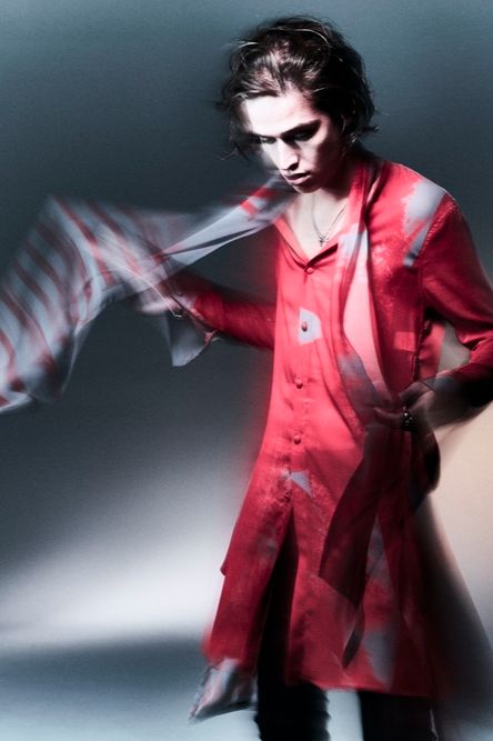 《予約品》 LogoShadowButterflyGC StoalFlareShirt / レッド＆グレー 【kiryuyrik】 2023年3月以降入荷予定