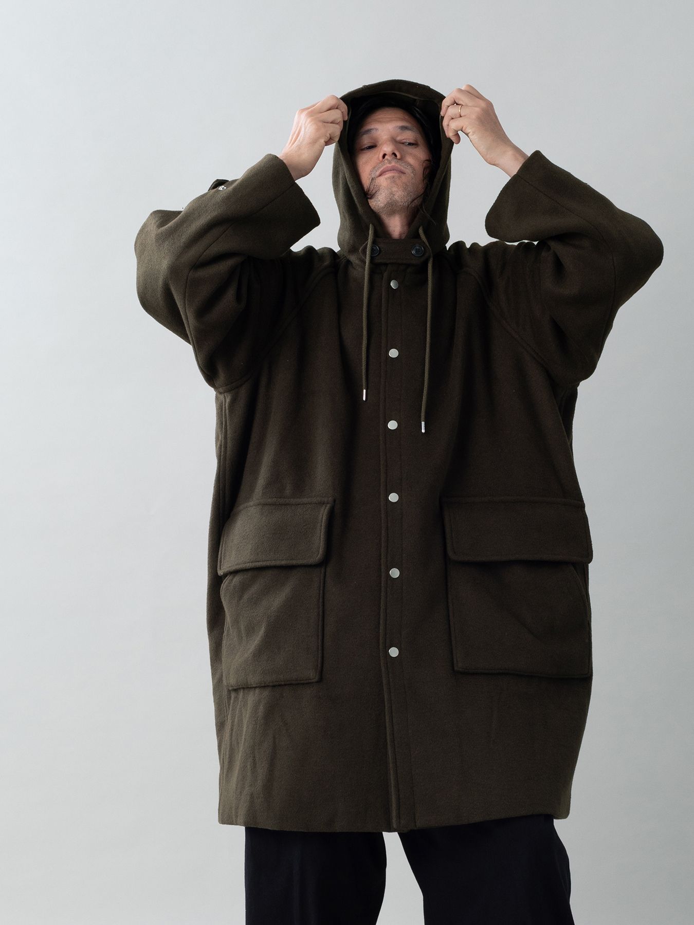 【予約品 5月27日(水) 締切】BURLY-COAT / フードコート / オリーブ