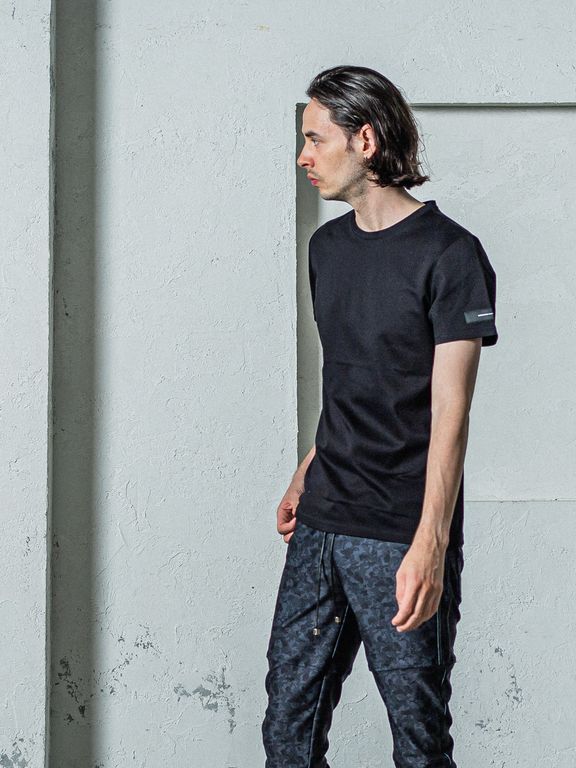 《予約11月17日19時締め》 Finest BASIC T / Tシャツ / ブラック