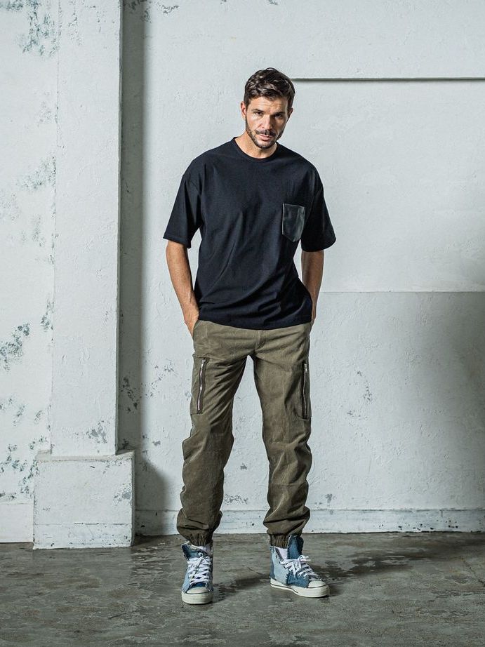 《予約11月17日19時締め》 leather pocket overnylon T / Tシャツ / ブラック